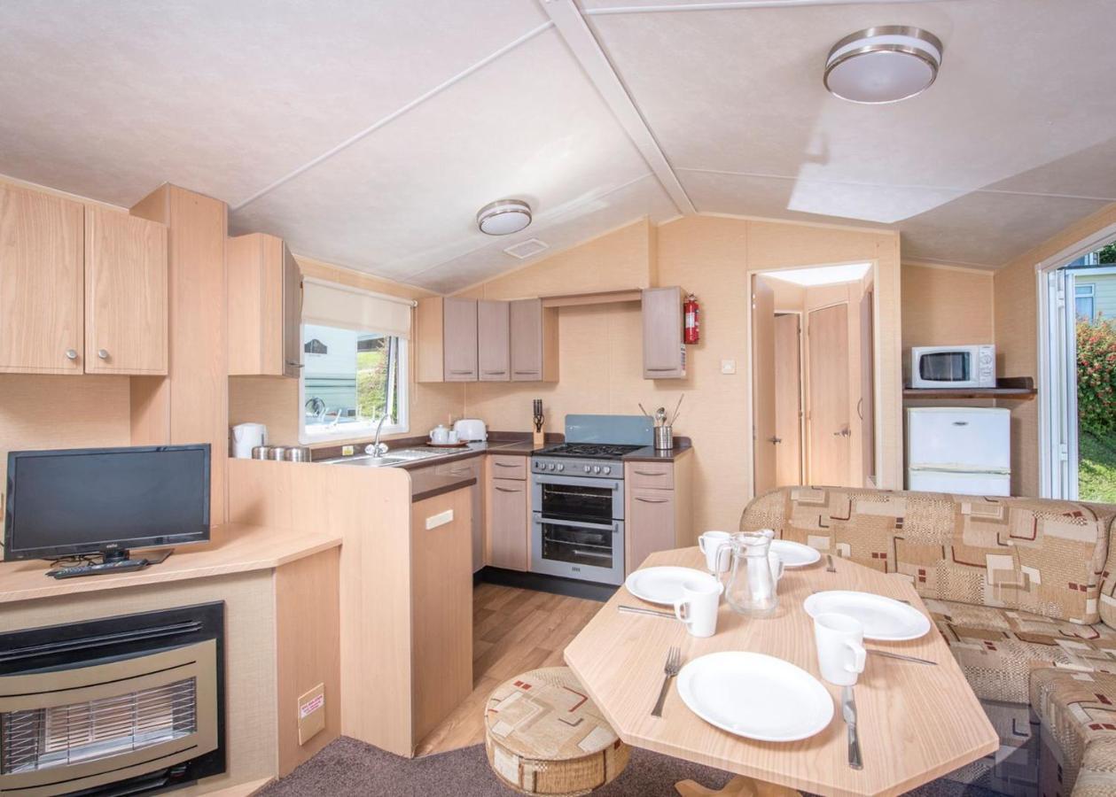 Sandaway Beach Holiday Park Combe Martin Exterior photo
