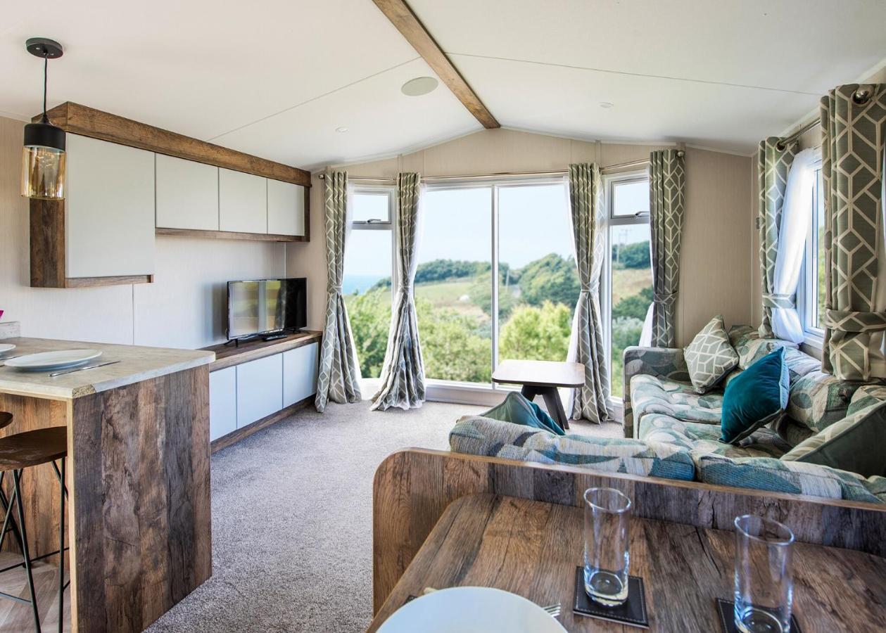 Sandaway Beach Holiday Park Combe Martin Exterior photo